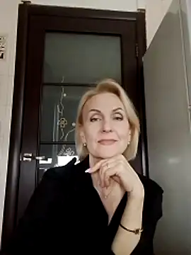 MichelleSolis online show from March 25, 2:05 pm