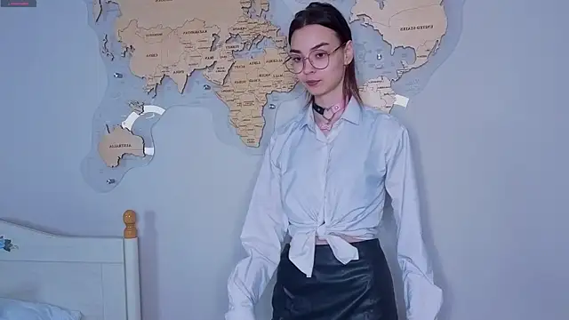 Snapshot of EddieChery chatting on February 12, 3:12 pm EddieChery online show from February 12, 3:12 pm