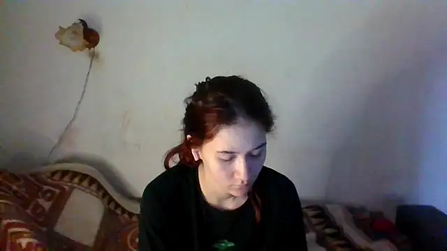 NickiKisinger online show from March 15, 5:14 am