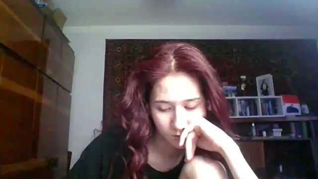 NickiKisinger online show from February 21, 7:10 am