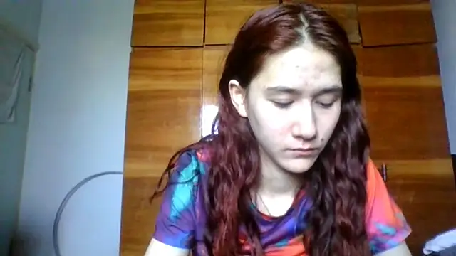 Snapshot of NickiKisinger chatting on June 7, 7:24 am NickiKisinger online show from June 7, 7:24 am