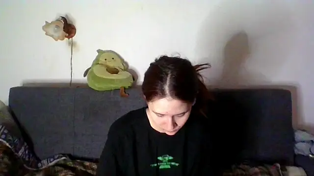 NickiKisinger online show from April 2, 5:03 am