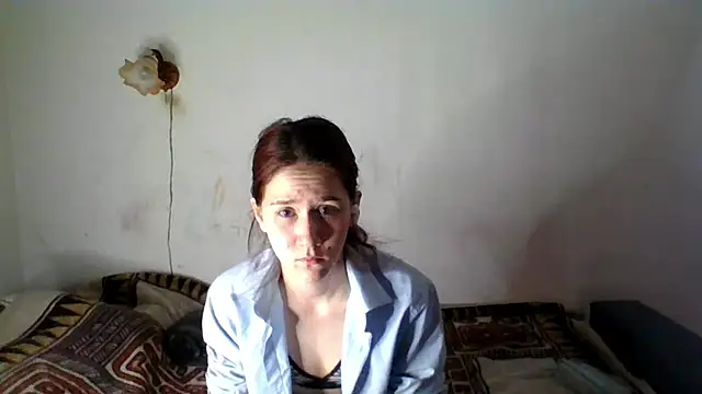 NickiKisinger online show from April 1, 5:09 am