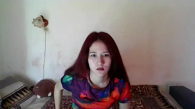 NickiKisinger online show from February 18, 7:06 am