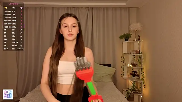 LeanneDinkle online show from March 27, 8:26 am