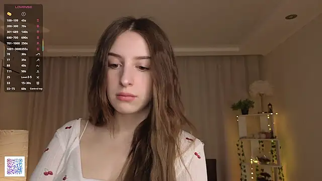 LeanneDinkle online show from March 13, 4:28 am