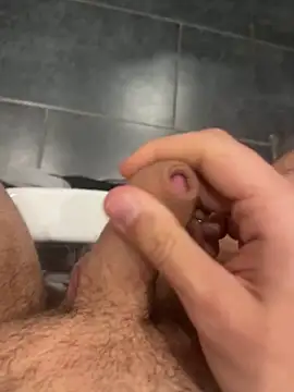 Snapshot of pipo123ita chatting on February 18, 3:52 pm pipo123ita online show from February 18, 3:52 pm