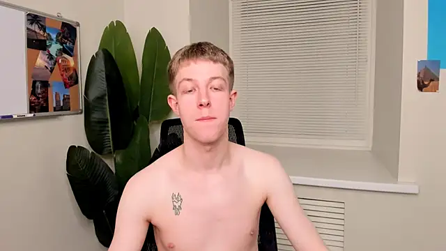 Snapshot of Dylan_Norton chatting on April 22, 3:08 pm Dylan Norton online show from April 22, 3:08 pm