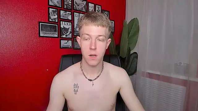 Snapshot of Dylan_Norton chatting on June 30, 10:26 am Dylan Norton online show from June 30, 10:26 am