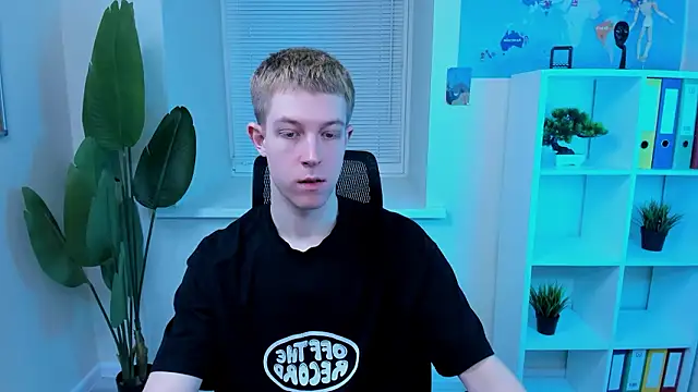 Dylan Norton online show from March 19, 10:26 am