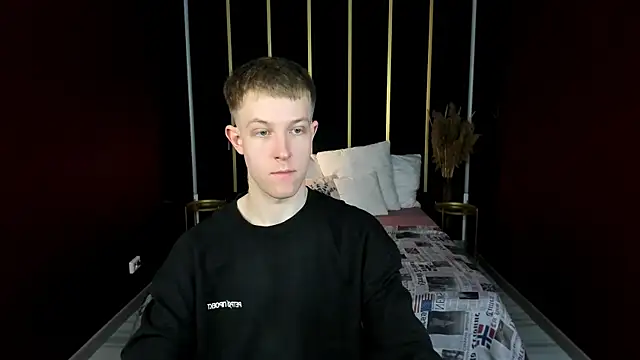 Snapshot of Dylan_Norton chatting on May 6, 3:27 pm Dylan Norton online show from May 6, 3:27 pm