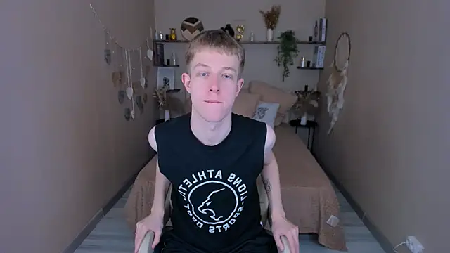 Snapshot of Dylan_Norton chatting on May 28, 9:32 pm Dylan Norton online show from May 28, 9:32 pm