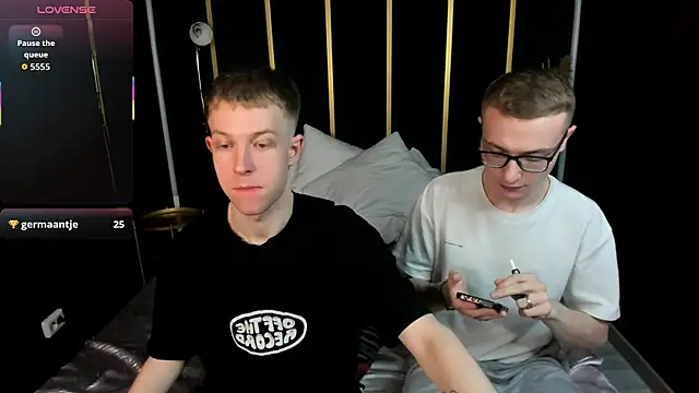Snapshot of Dylan_Norton chatting on April 30, 9:08 pm Dylan Norton online show from April 30, 9:08 pm