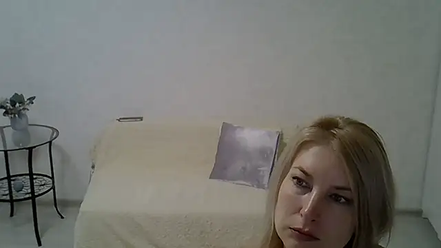 Opaldream online show from May 1, 7:30 pm