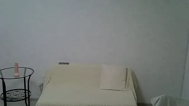 Snapshot of Opaldream chatting on June 23, 7:01 pm Opaldream online show from June 23, 7:01 pm
