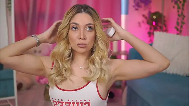 NadyaBlue online show from February 9, 10:35 am