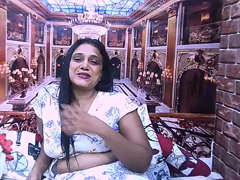 IndianSexyLady20 online show from May 15, 6:44 am