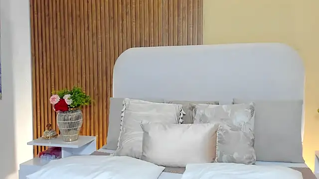 CristalMayson online show from March 30, 11:39 pm