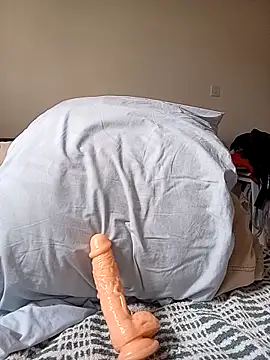 AFRICANQUEEN25 online show from March 30, 6:48 am