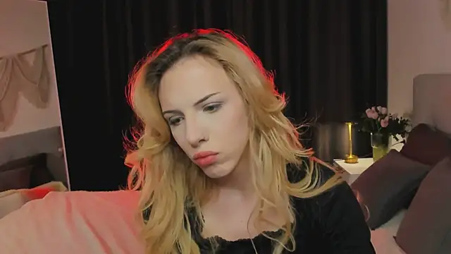 Tiffany  King online show from April 12, 6:05 am