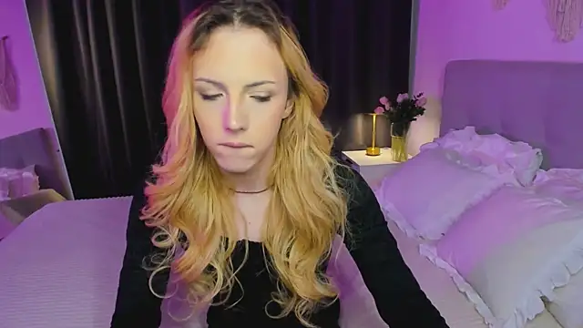 Tiffany  King online show from May 7, 5:44 am