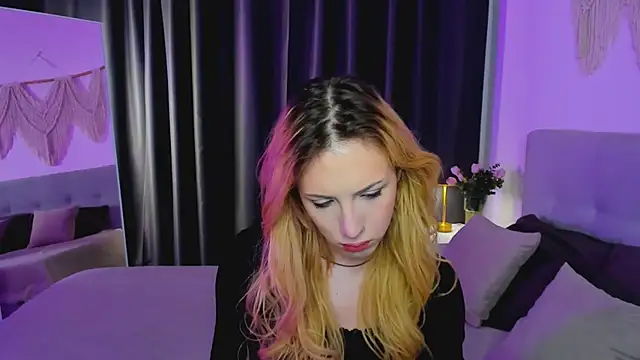 Tiffany  King online show from May 8, 5:44 am