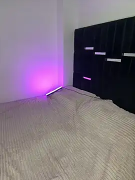 Allegra-Fiore online show from February 12, 9:36 pm