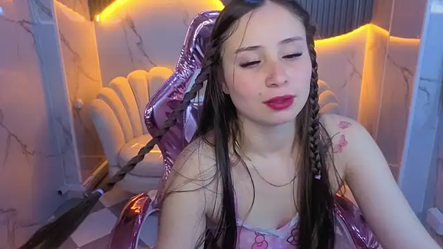 Ariana18 b online show from May 21, 1:08 pm