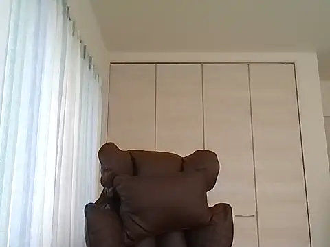 K0U-123 online show from March 28, 2:23 am