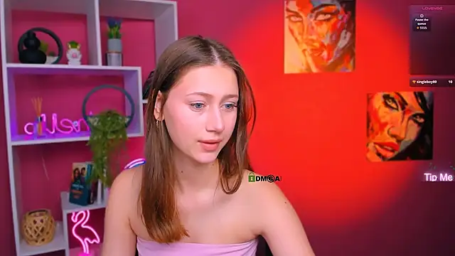 Snapshot of arianaa_cat chatting on June 2, 6:52 pm arianaa cat online show from June 2, 6:52 pm