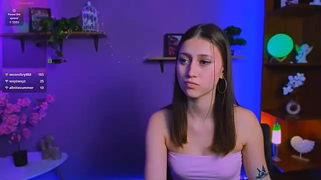 Snapshot of arianaa_cat chatting on May 23, 8:41 pm arianaa cat online show from May 23, 8:41 pm