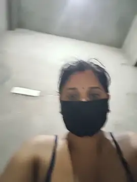Snapshot of Sexy_khushi19 chatting on June 17, 11:31 am Sexy khushi19 online show from June 17, 11:31 am