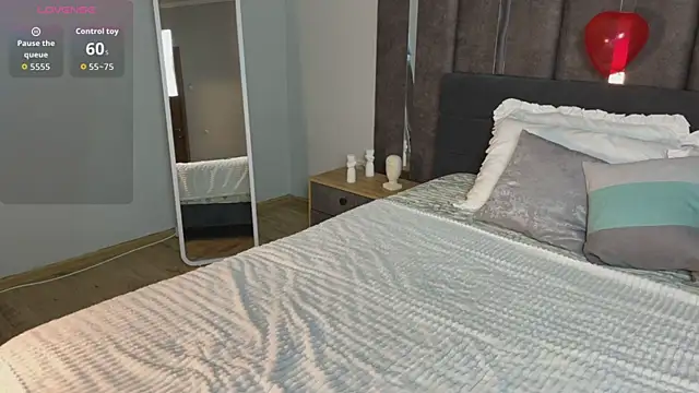 LillAlice online show from March 16, 1:02 am