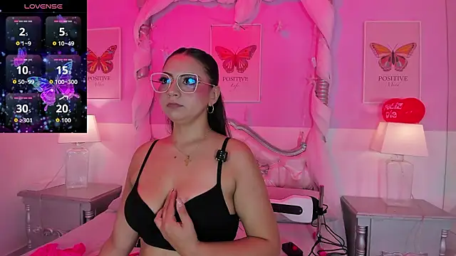 KiaraEverly online show from March 14, 3:56 am