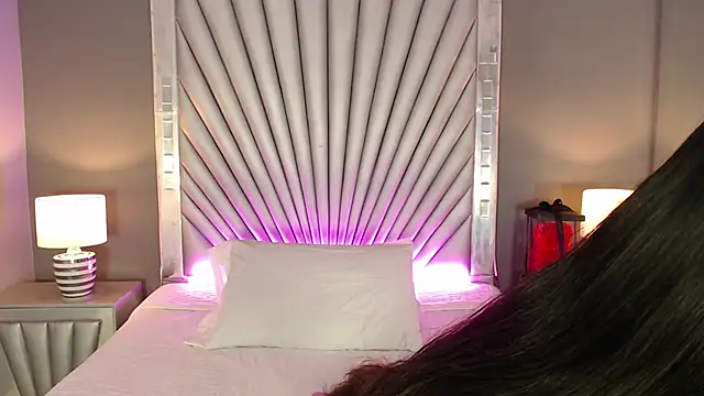 Snapshot of KiaraEverly chatting on February 14, 11:54 am KiaraEverly online show from February 14, 11:54 am