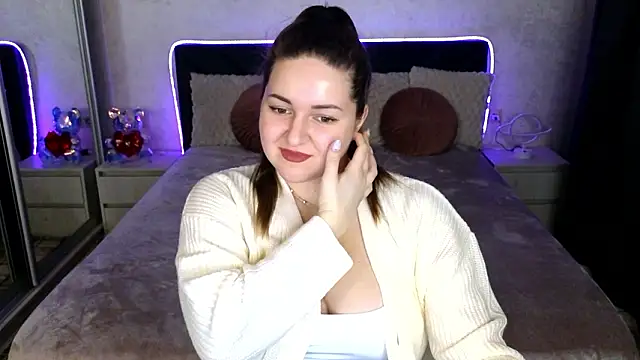 Eva Luxx online show from March 15, 11:01 pm
