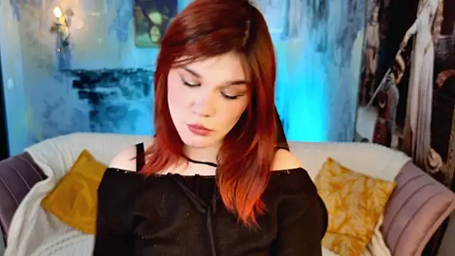 EllieFoxy online show from February 1, 6:11 am