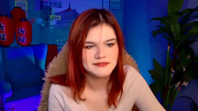 EllieFoxy online show from February 7, 9:50 am