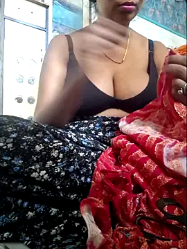 Snapshot of mistii07 chatting on June 21, 10:21 am mistii07 online show from June 21, 10:21 am