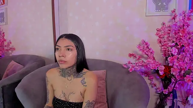 Ashley Blum  online show from March 28, 11:55 am