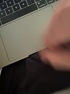 Snapshot of xxlovedick chatting on March 1, 10:15 am xxlovedick online show from March 1, 10:15 am