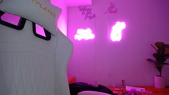 groovynights online show from March 8, 1:14 pm