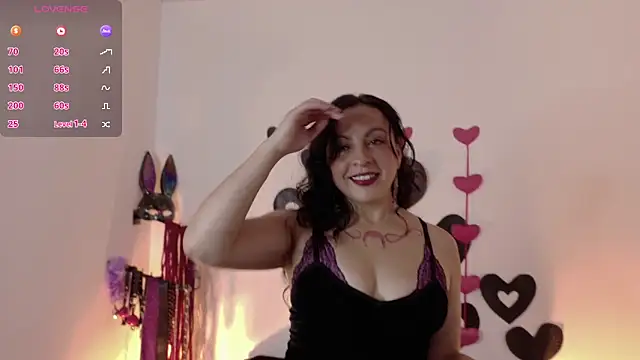 Snapshot of Yunnaa-Subb chatting on February 13, 2:06 pm Yunnaa-Subb online show from February 13, 2:06 pm