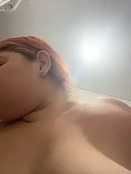 Rouse-Antonella  online show from April 5, 5:03 am