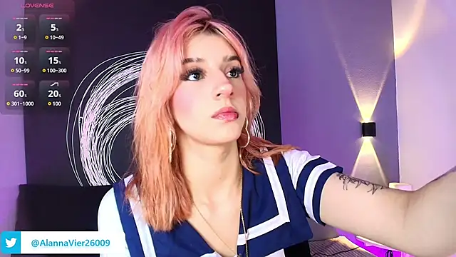 AlannaViera online show from June 2, 11:54 am
