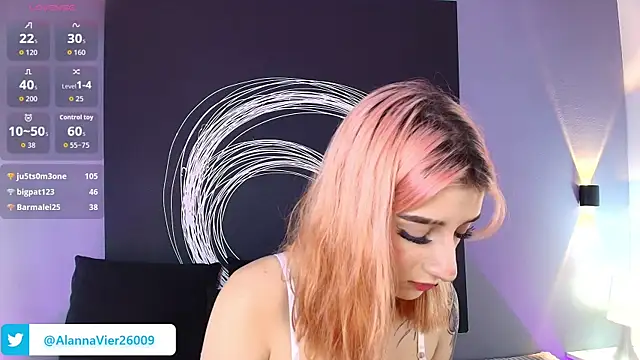 Snapshot of AlannaViera chatting on June 5, 12:55 pm AlannaViera online show from June 5, 12:55 pm