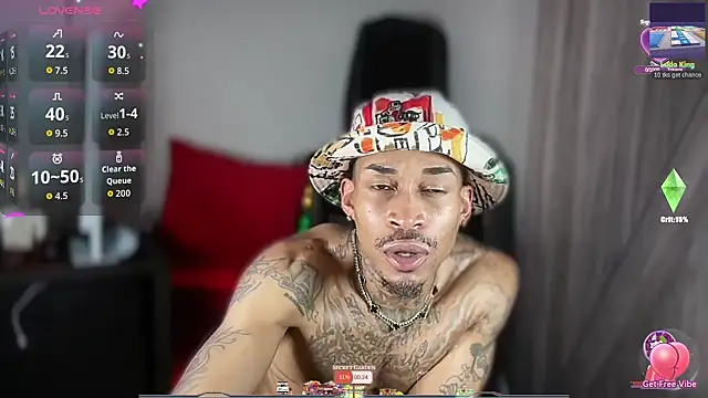 Snapshot of StillArQuez chatting on June 7, 2:06 am StillArQuez online show from June 7, 2:06 am