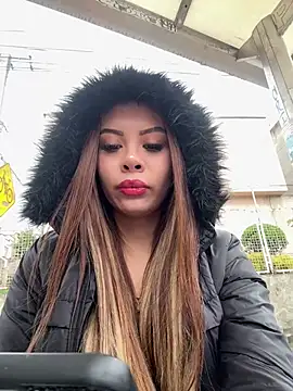 joeandlove online show from February 4, 8:15 pm