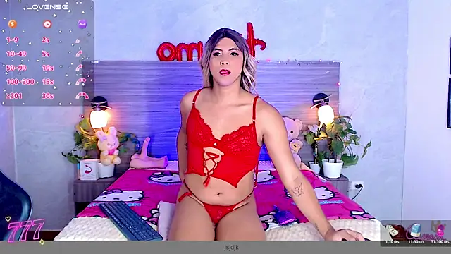Sophia Valentina online show from May 17, 5:18 am