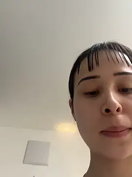 Snapshot of Just-Lilly chatting on February 14, 1:00 pm Just-Lilly online show from February 14, 1:00 pm